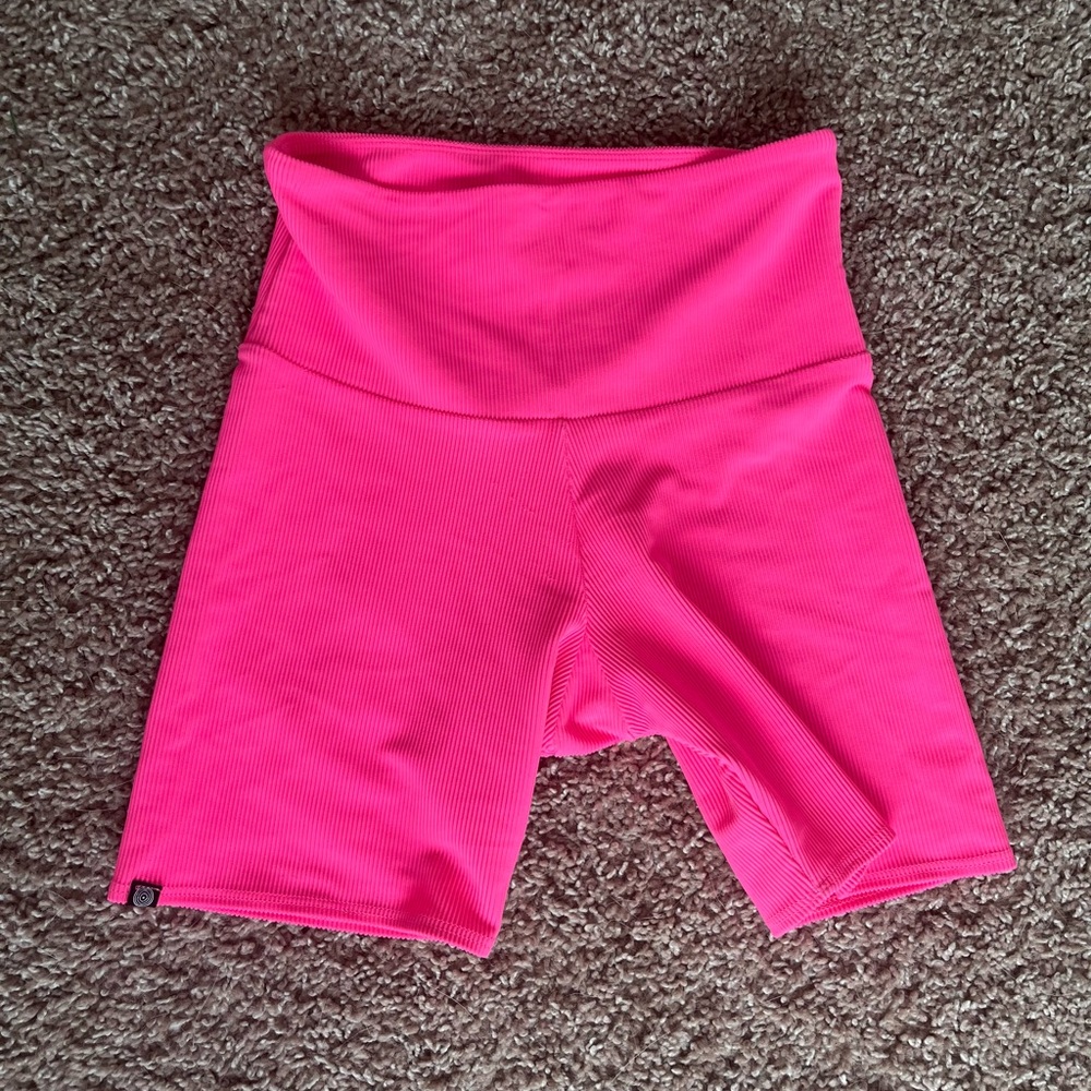 Onzie Vibrant Pink Women's Shorts